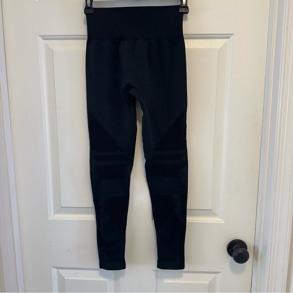 ICIW Leggings Queen Mesh Seamless Black Size Small - Picture 4 of 7